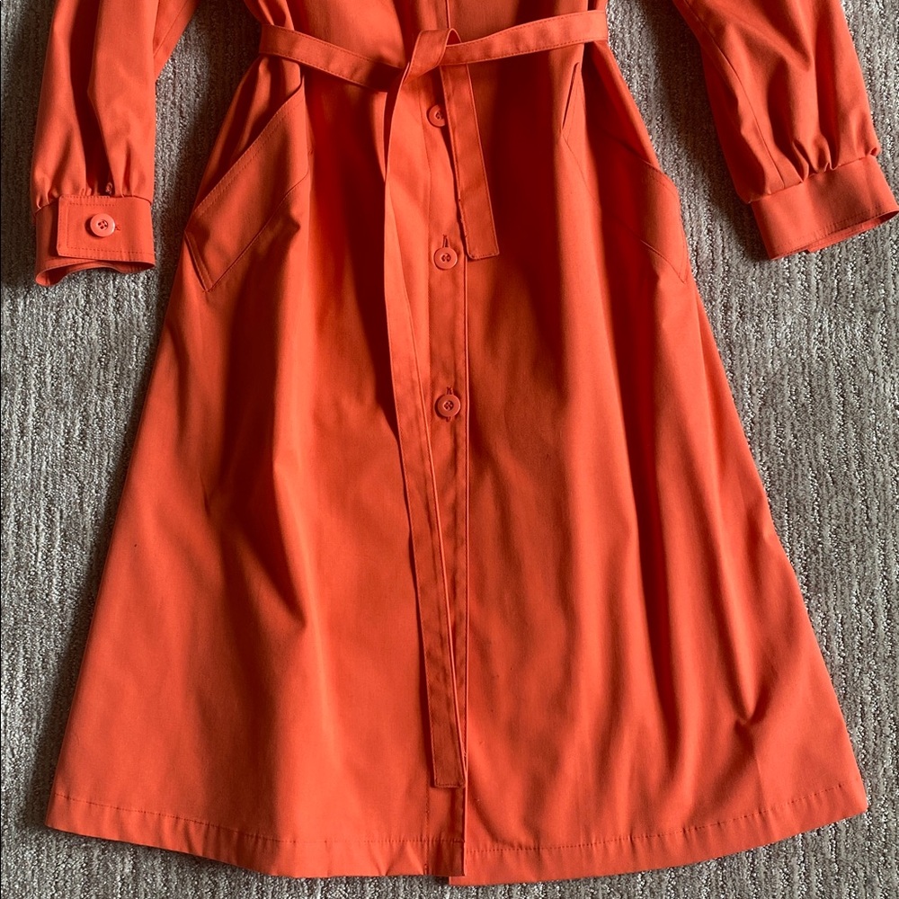 1970s Vintage London Fog Coral Orange Hooded Maincoat Weatherwear Rain Jacket - Picture 6 of 15